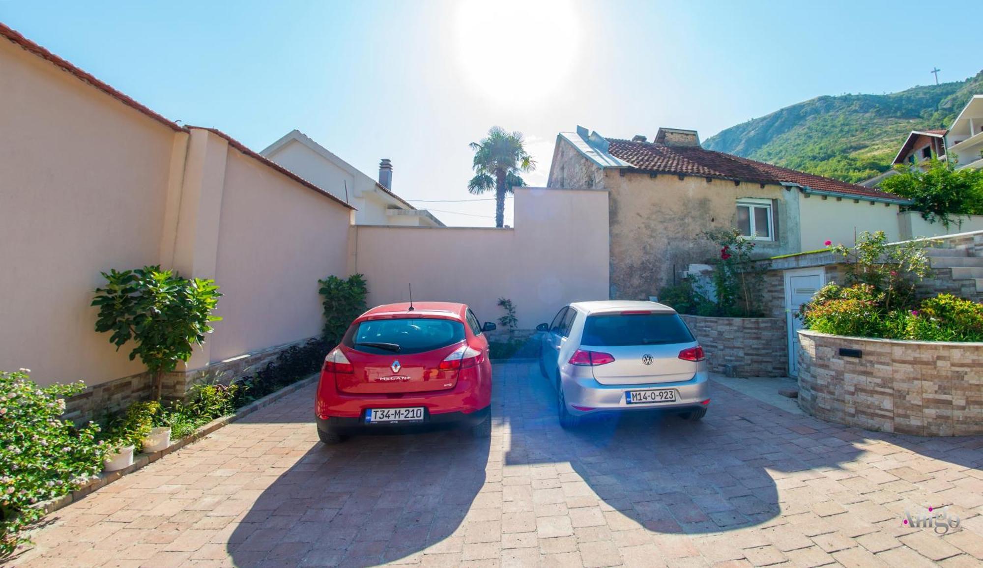 Apartments Enigma - With Private Parking Mostar Exterior foto